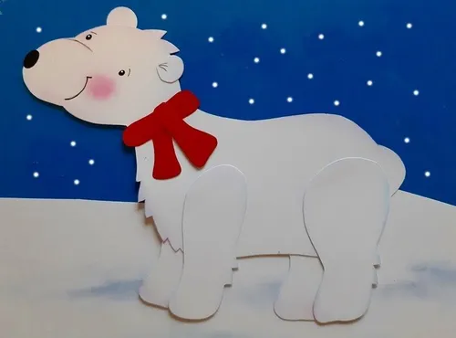 Ein Eisbär aus Fotokarton.