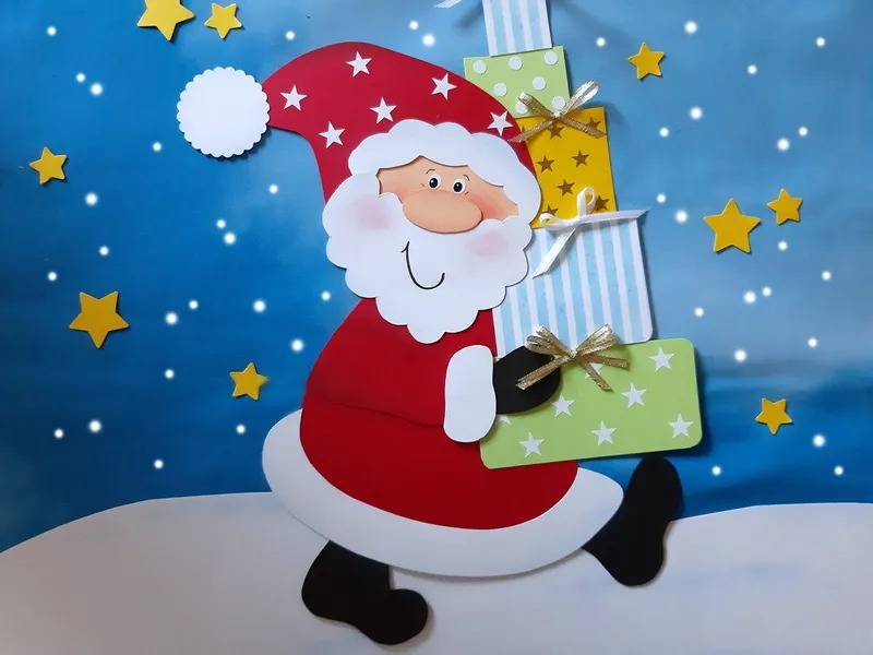 Weihnachtsmann mit Geschenken