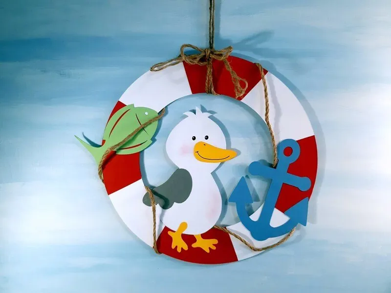 Möwe im Rettungsring aus Papier