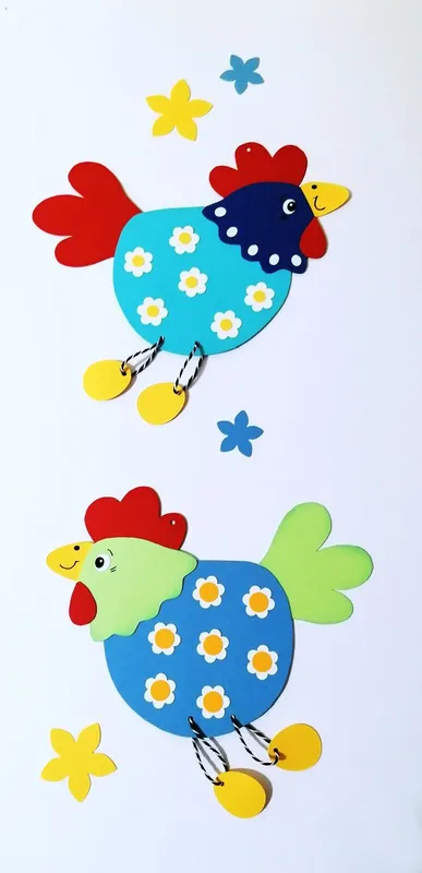 2 kunterbunte Hühner als Motivkette aus Bastelpapier