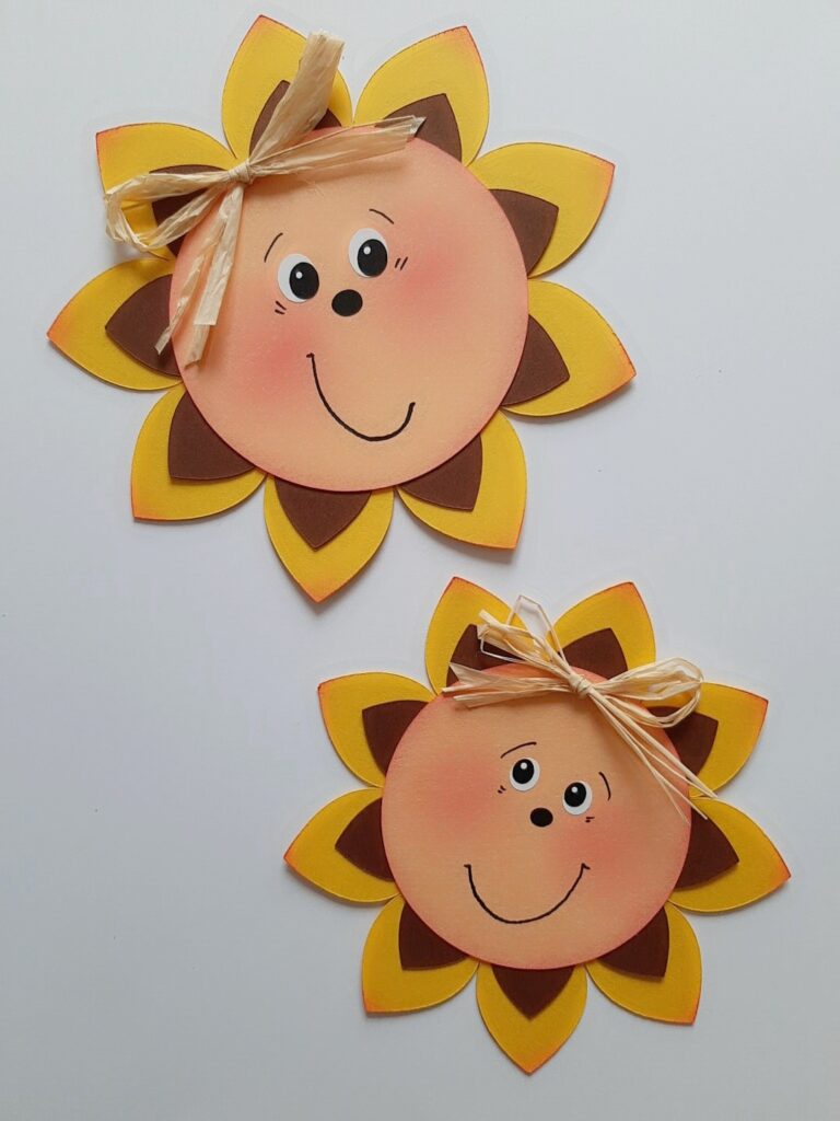 Sonnenblumen mit Gesicht aus Bastelpapier