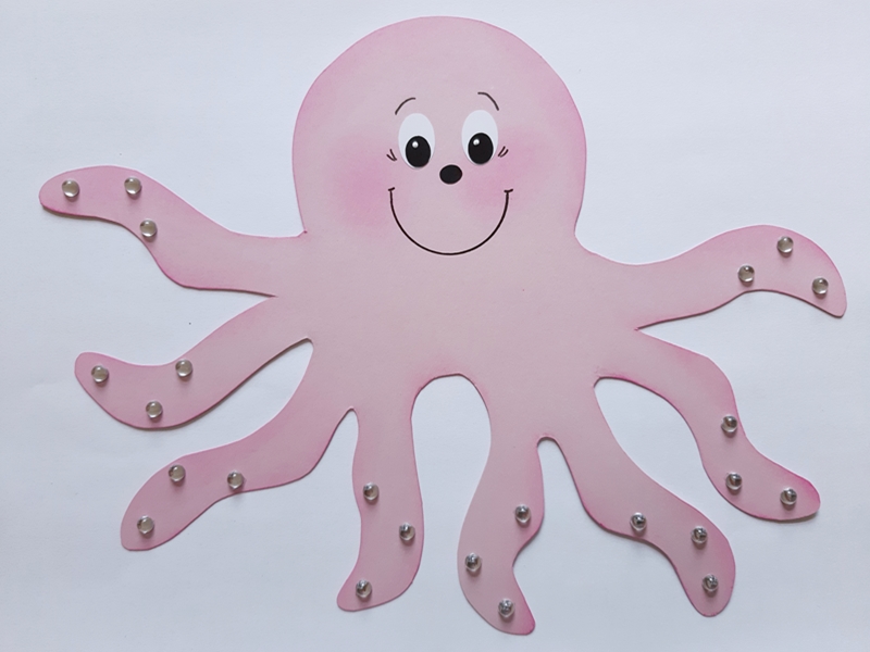 Oktopus aus Bastelpapier in rosa